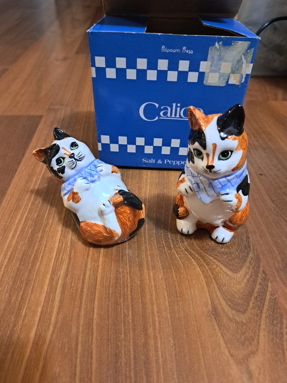 Calico Calico Cat Salt and Pepper Shaker Set — Orange, Black & White
